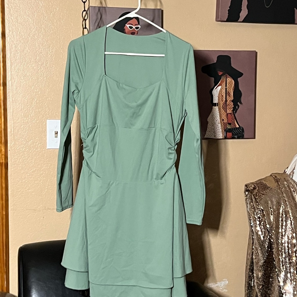 Green gym Long Sleeve Dress